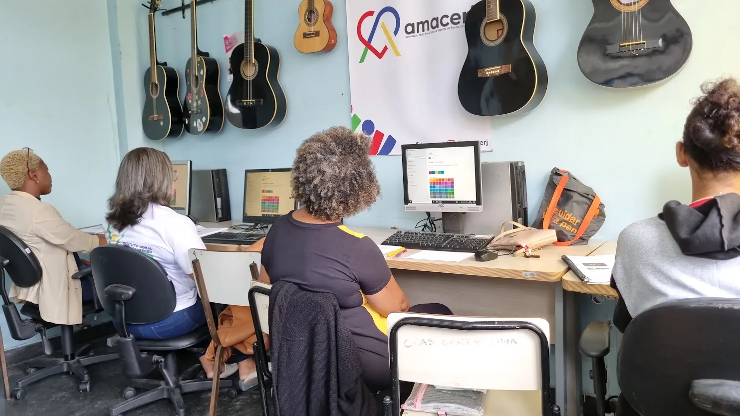 Aula do curso de Informática
